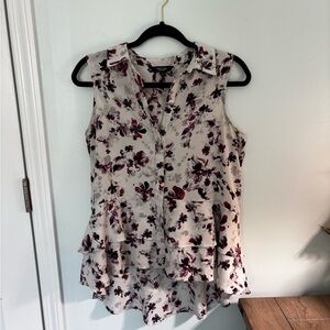SIMPLY VERA VeraWang Floral Sleeveless Blouse - White and Purple Size S